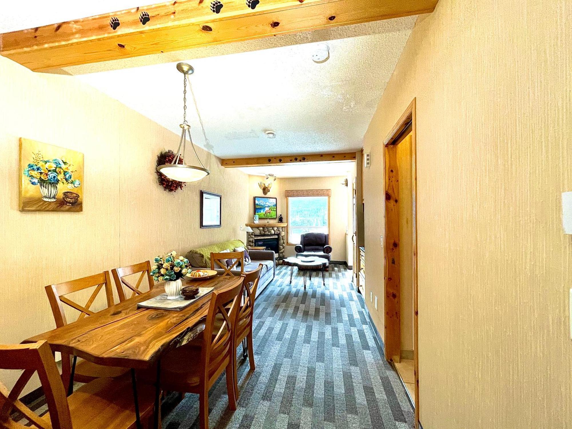 Mountainview -Privatechalet Sleep7- 5Min To Dt Vacation Home 坎莫尔 外观 照片
